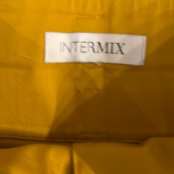 INTERMIX Yellow High Waist Shorts size XS - Picture 4 of 5